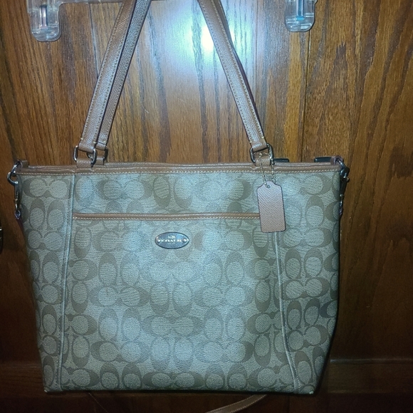 Coach bag - Picture 2 of 8